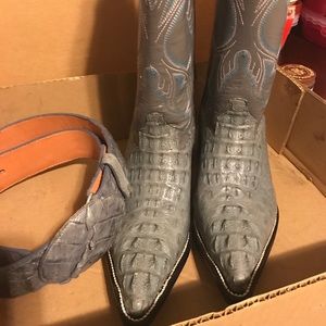 New - Authentic Gray alligator cowboy boots